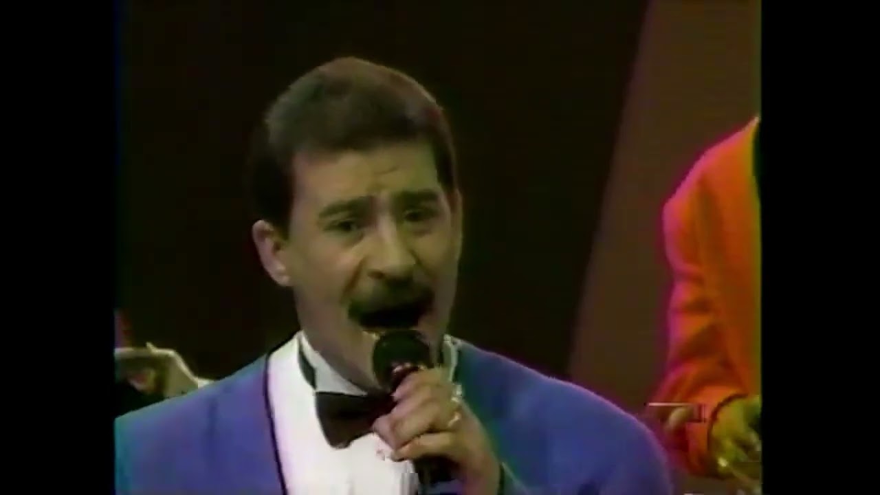 Ayer Me Dijeron (Lo Que Te Queda) - Tito Rojas - En Vivo