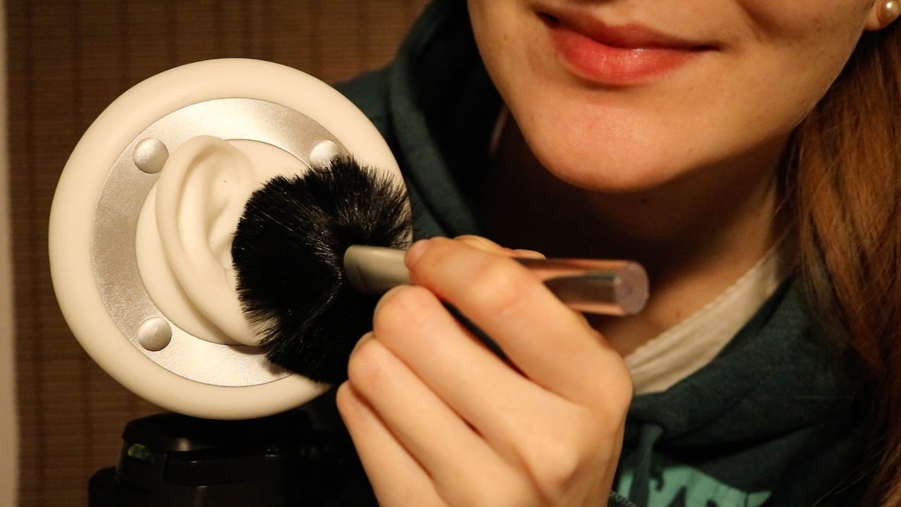 ASMR ♥ Ear Brushing | 3D Sound