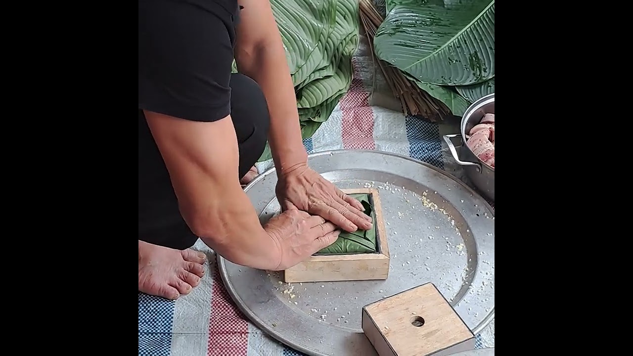 Cách gói bánh chưng 2 khuôn đơn giản, chuẩn miền Bắc