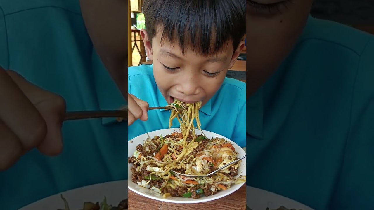 Tara Pancit dahil Sabado!
