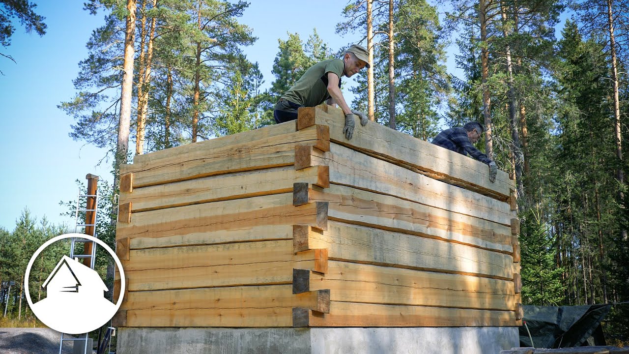 Modern dovetail log garage | Final assembly