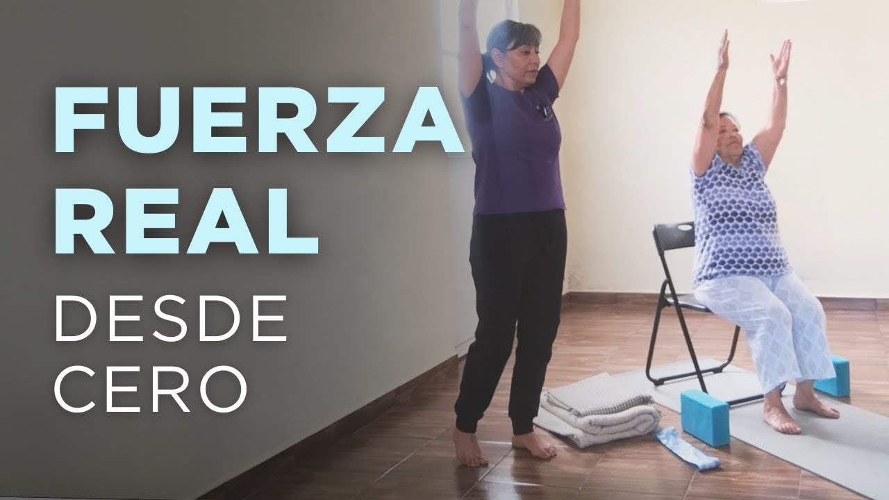 Yoga con silla y bloques para adultos mayores · Clase suave y acompañada