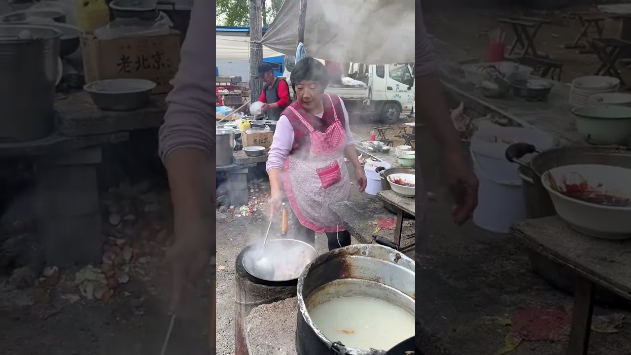 Spicy Shredded Noodles from Shandong Market - A Street Food Sensation