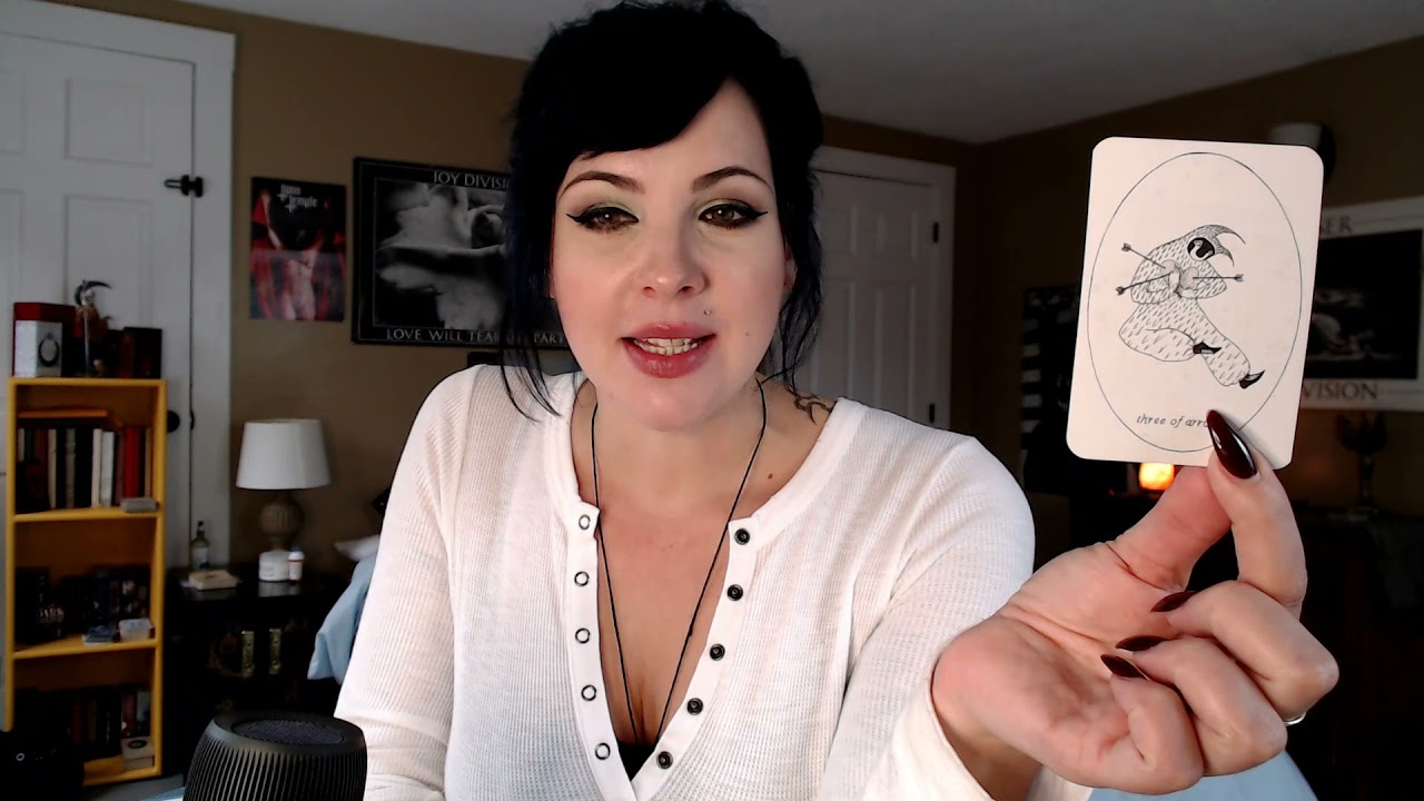 Seasonal Deck Favorites and Witchy Chat: Early Winter December 2021 Edition