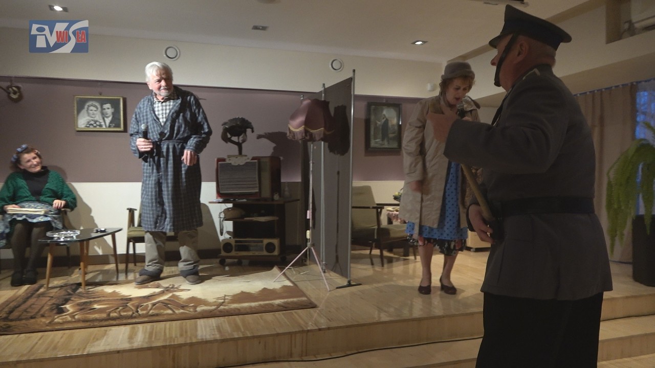PRL W PIGUŁCE - WIDOWISKO TEATRALNE W NOWEJ DEBIE
