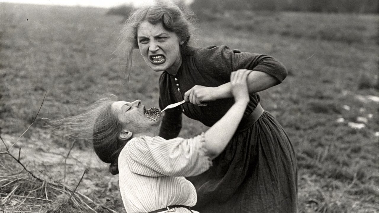 Old Photos That Reveal Secrets Hidden for Decades