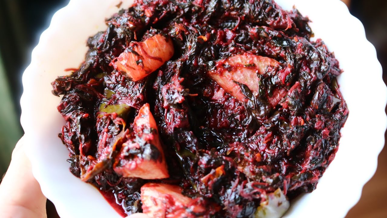 Laal Saag in Cooker || Laal Cholai Sag || By Naz's Kitchen