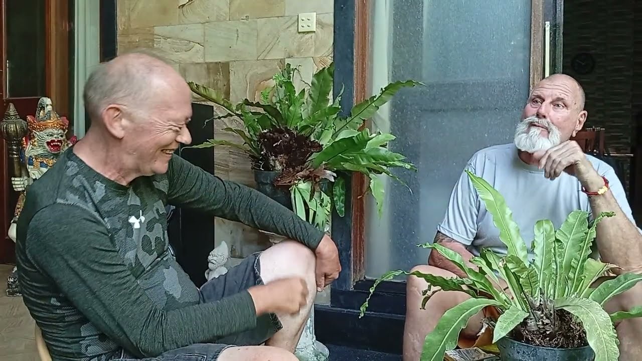 Выход на пенсию на Бали: беседа с легендарным австралийцем Брюсом Хейнсом