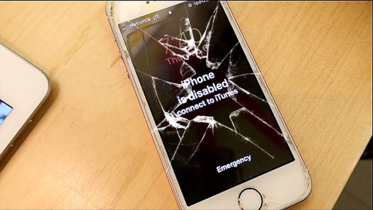 ANOTHER BROKEN iPHONE! Apple Store Vlog