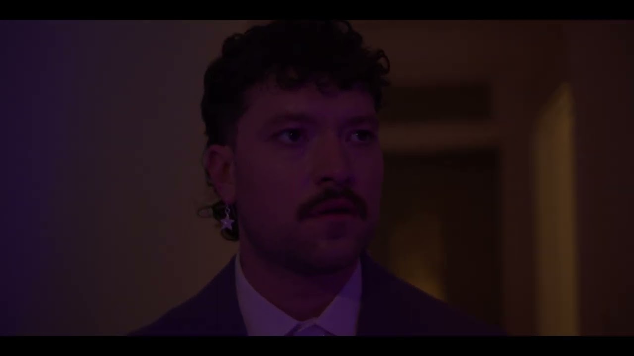 Olivier Faubert - Pers&eacute;ides  (Vid&eacute;oclip Officiel)