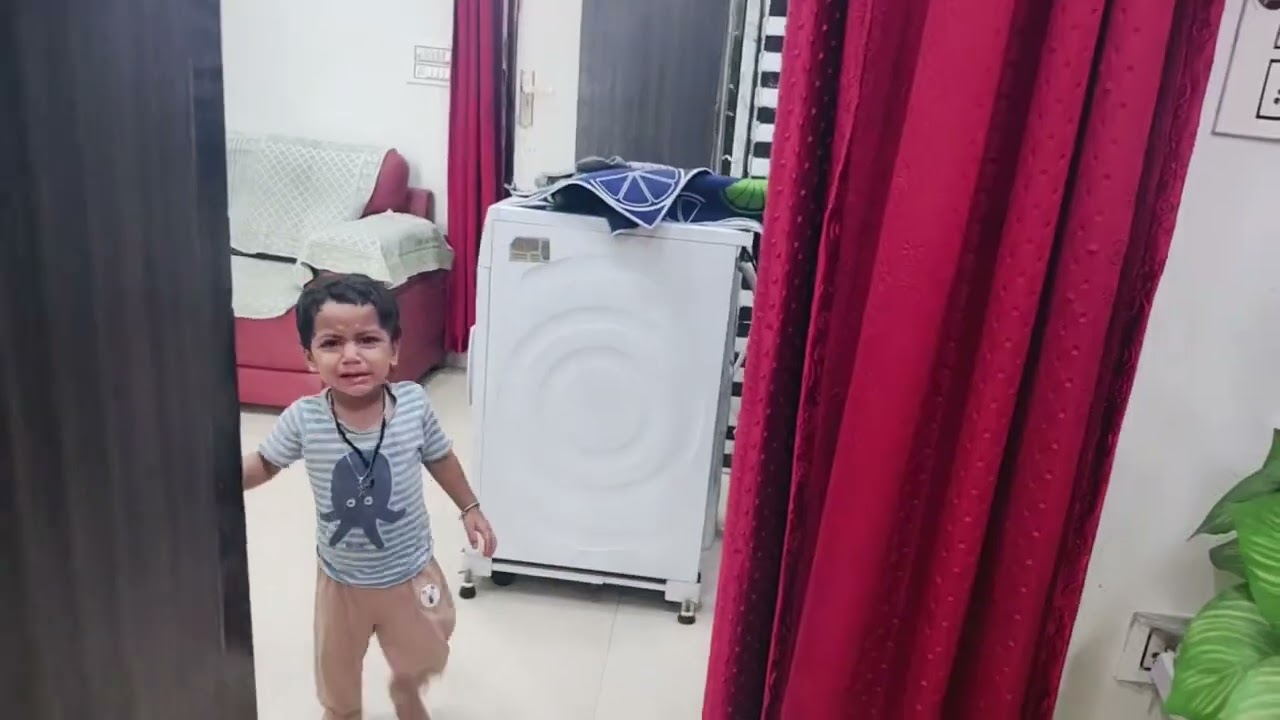 MY DAILY HOME CLEANING 😄 MY BUSY SCHEDULE KAISE KARTI HUN SARA KAAM BACHHE KE SATH 🫩 #viral 