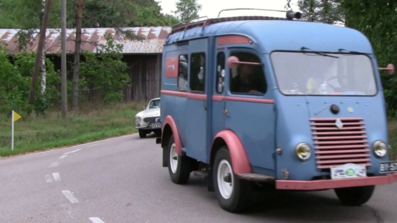 Vanhat autot Virolahti kirkonkylä 2018