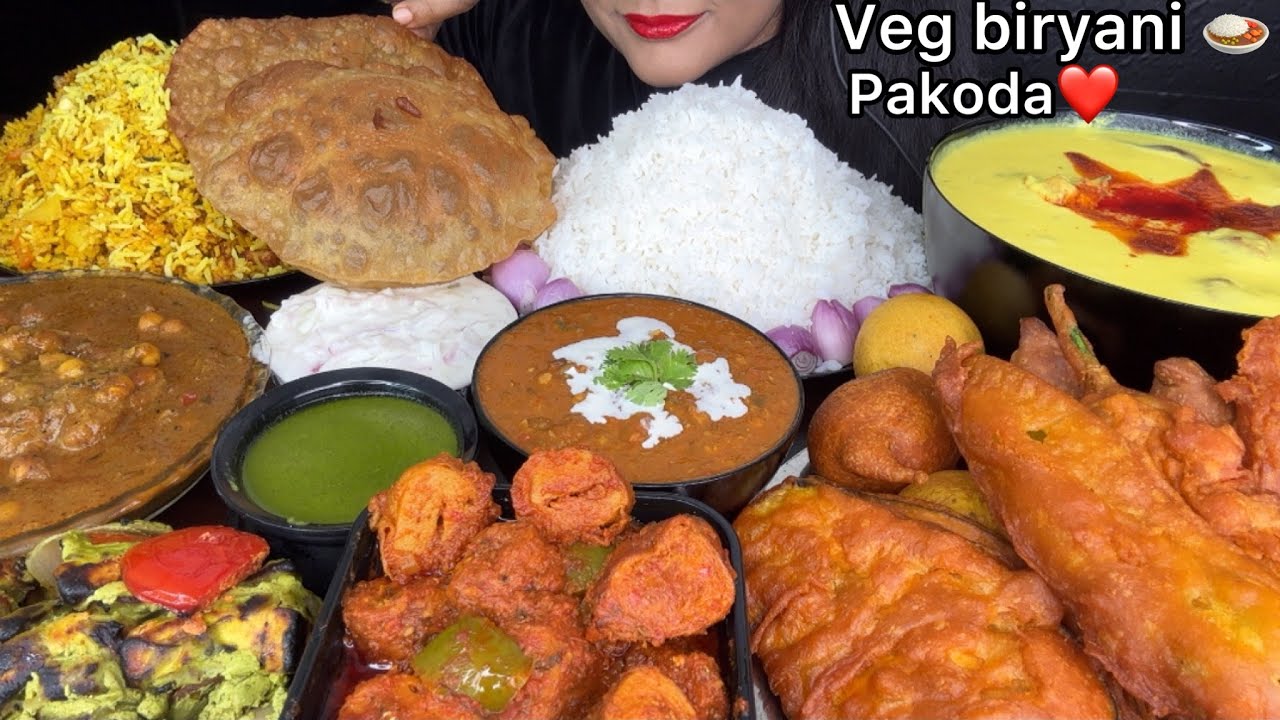 Asmr:PURI,CHANA MASALA,SOYA CHAAP MASALA,KADHI PAKODA,PANEER TIKKA,SAMOSA