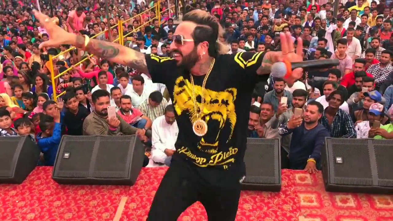 ਨਵੇਂ ਮੁੰਡੇ ਰੀਸਾਂ ਕਰਦੇ | Billo Tera Jatt Live on Stage | Jazzy B | Village Channi | Pathankot