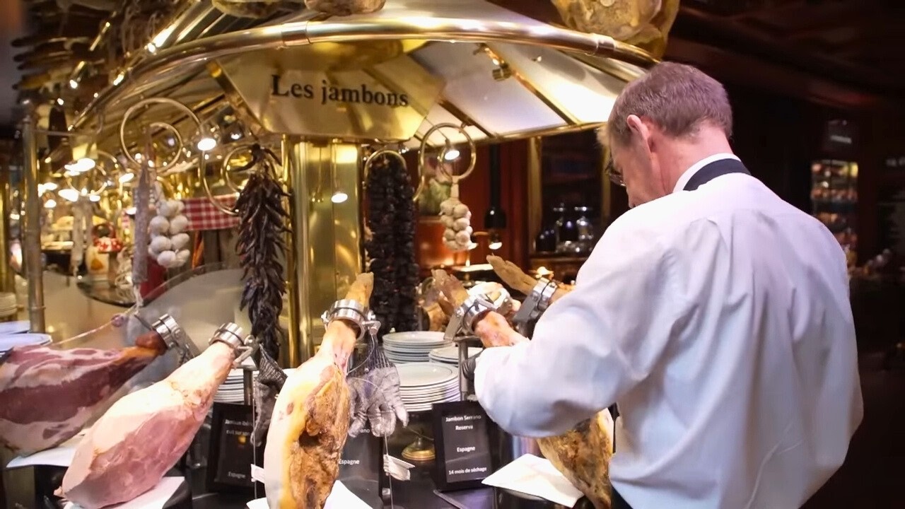 Buffets, Brasseries et Restaurants Étoilés : L’Incroyable voyage Gastronomique