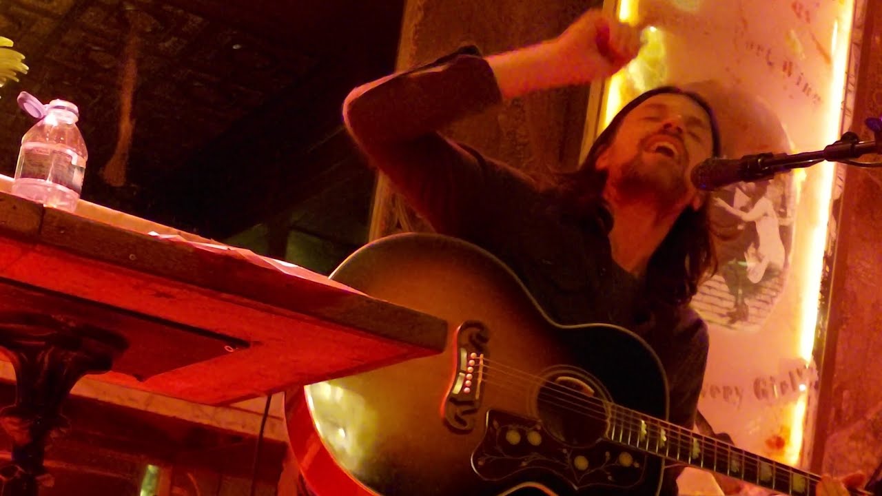 James Bay - Us (Londres 16 f&eacute;vrier 2026 Old Queens Head London 16-02-2026)