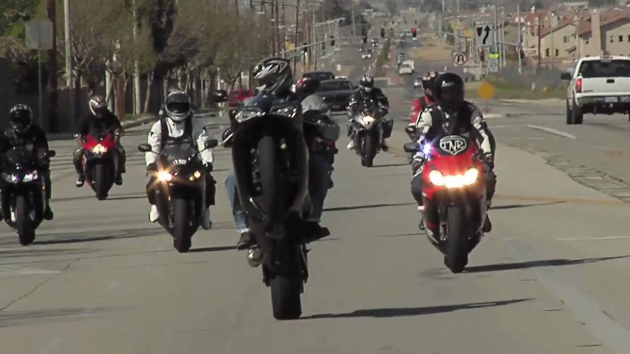 Stunts on bikes - KNS Rockstar - Top Notch Ridahz