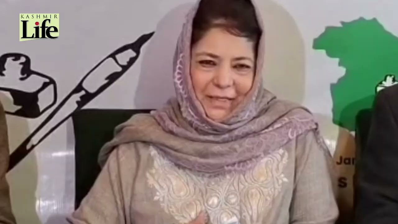 Mehbooba Mufti Urges PM to Shield Kashmiri Apples from US Trade Deal