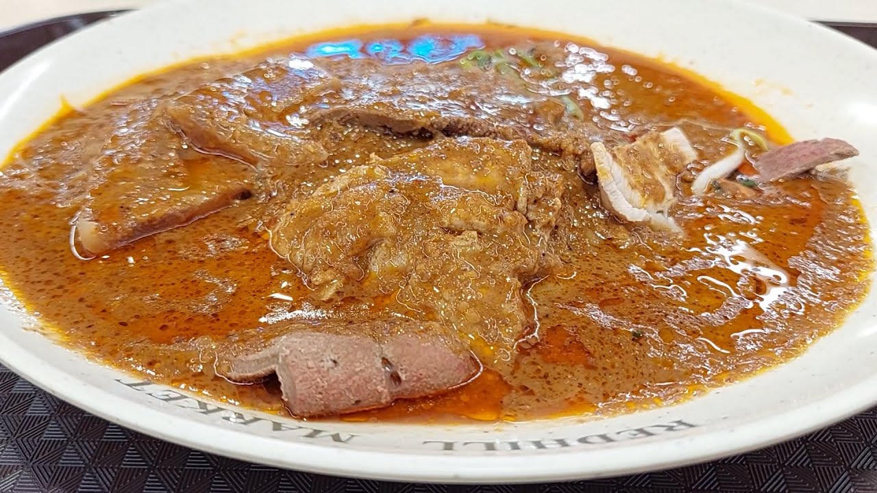 Redhill Food Centre. Bak Kee Teochew Satay Bee Hoon. One of the Better Places for Satay Bee Hoon