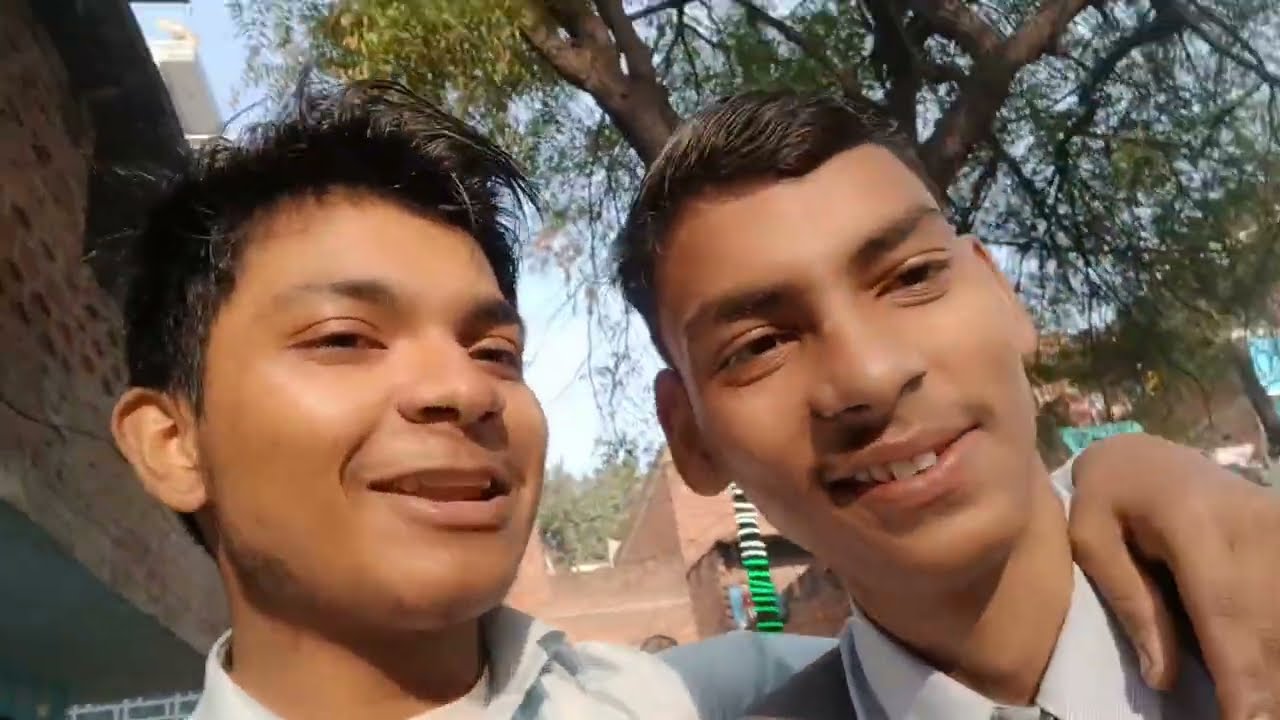 AJ hmara college ka group jayega ghumne
