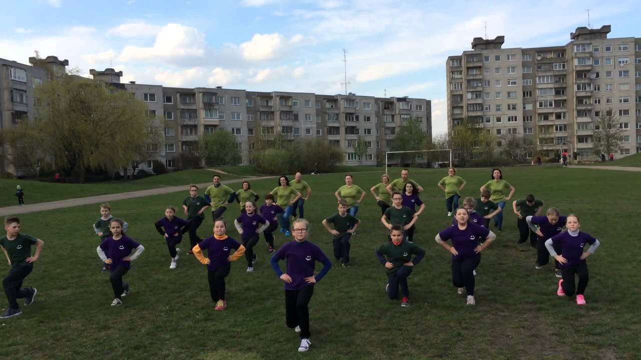 Kauno Tado Ivanausko progimnazijos 4a klasės mankšta