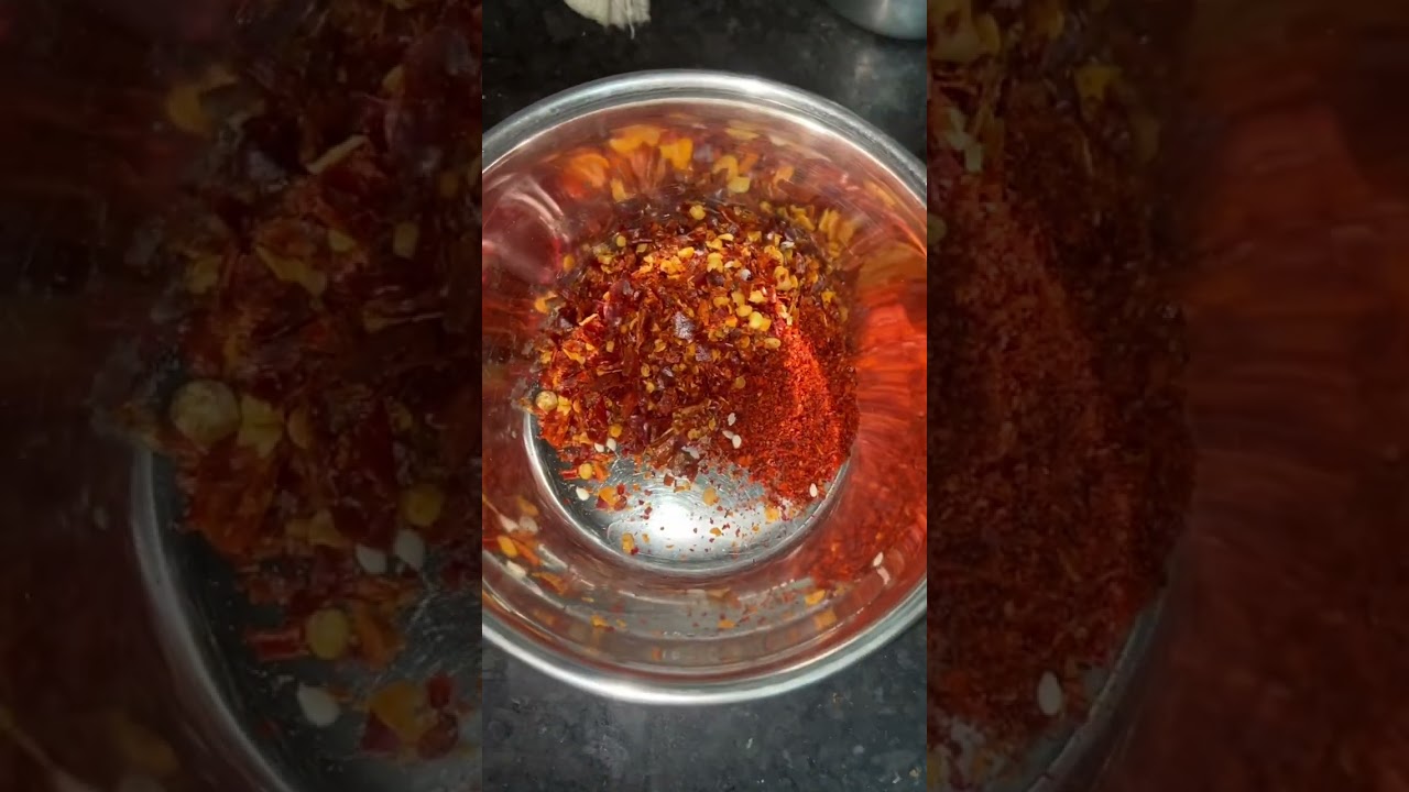 Laphing Spicy Oil || Garlic, Red Chilli & Sesame Seed Chutney For Laping 🥵 #laphing #tibetanfood