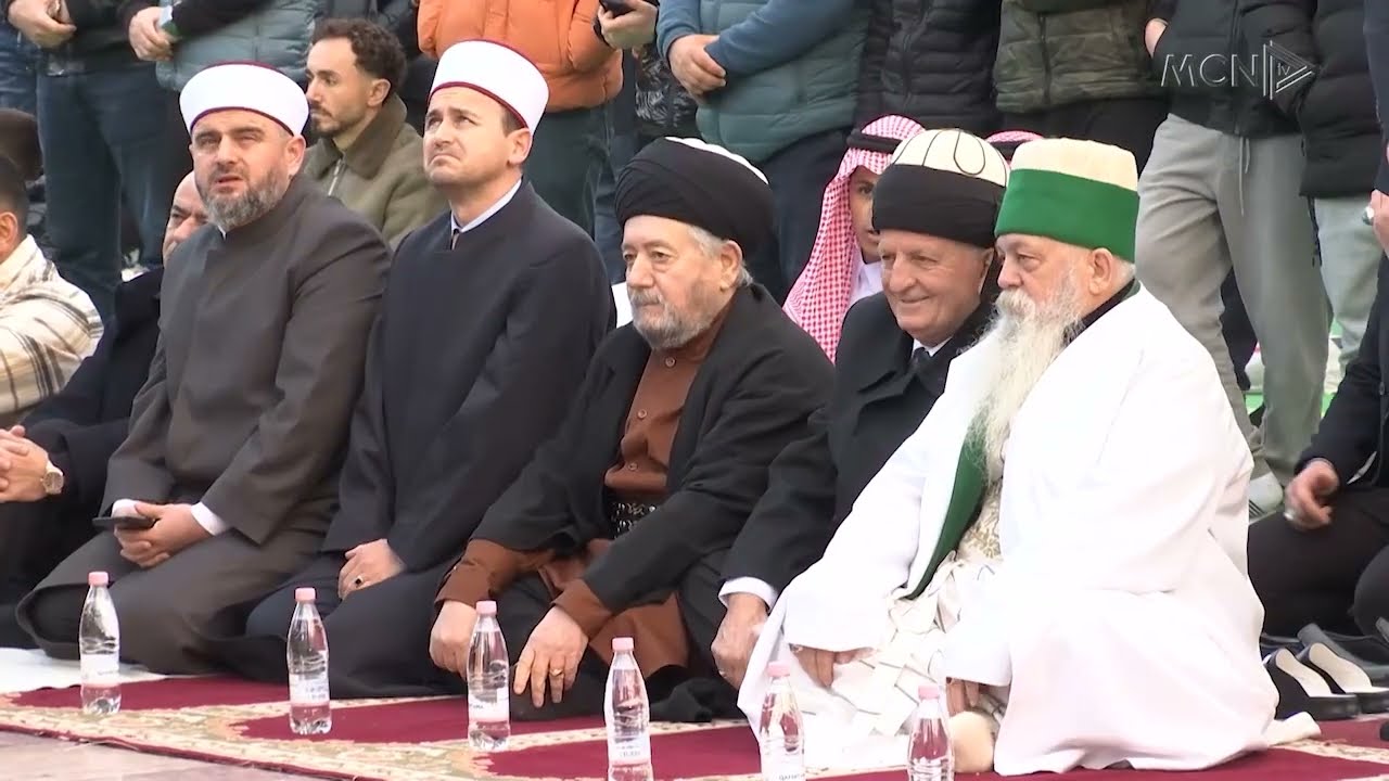 Kremtohet Fiter Bajrami/ Mijëra besimtarë falen në “sheshin Skënderbej”