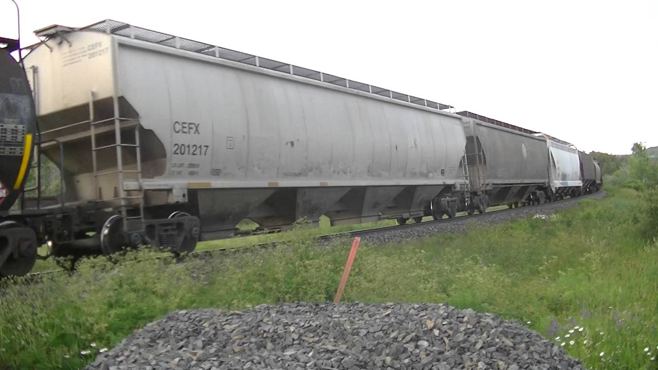 CN 305 Albertine Mile 6.27 : CN 3035-2926-2929