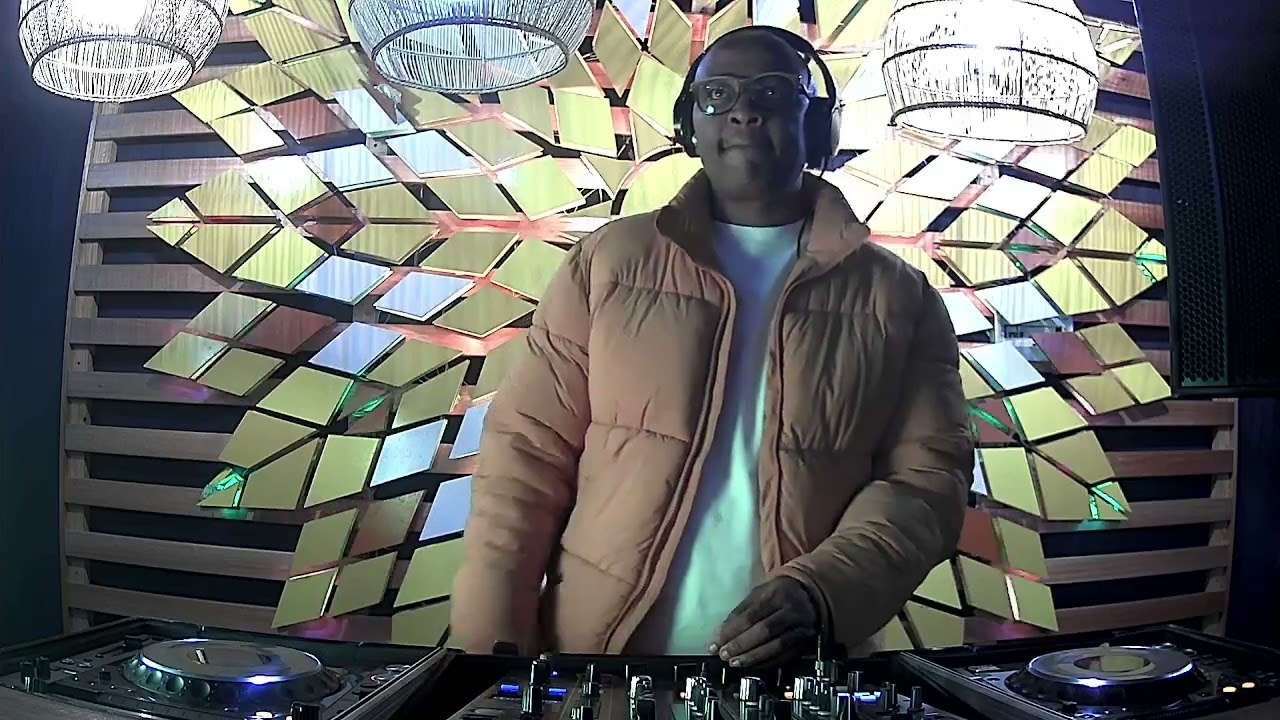Endaweni Authentic Fridays Mix   Nutty Nys