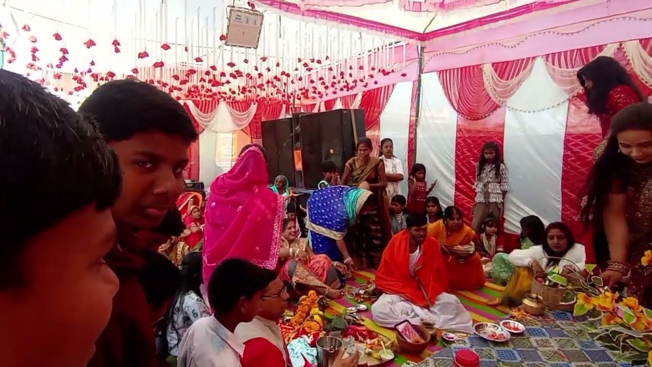 Saraswati Puja me ful enjoy ☺️
