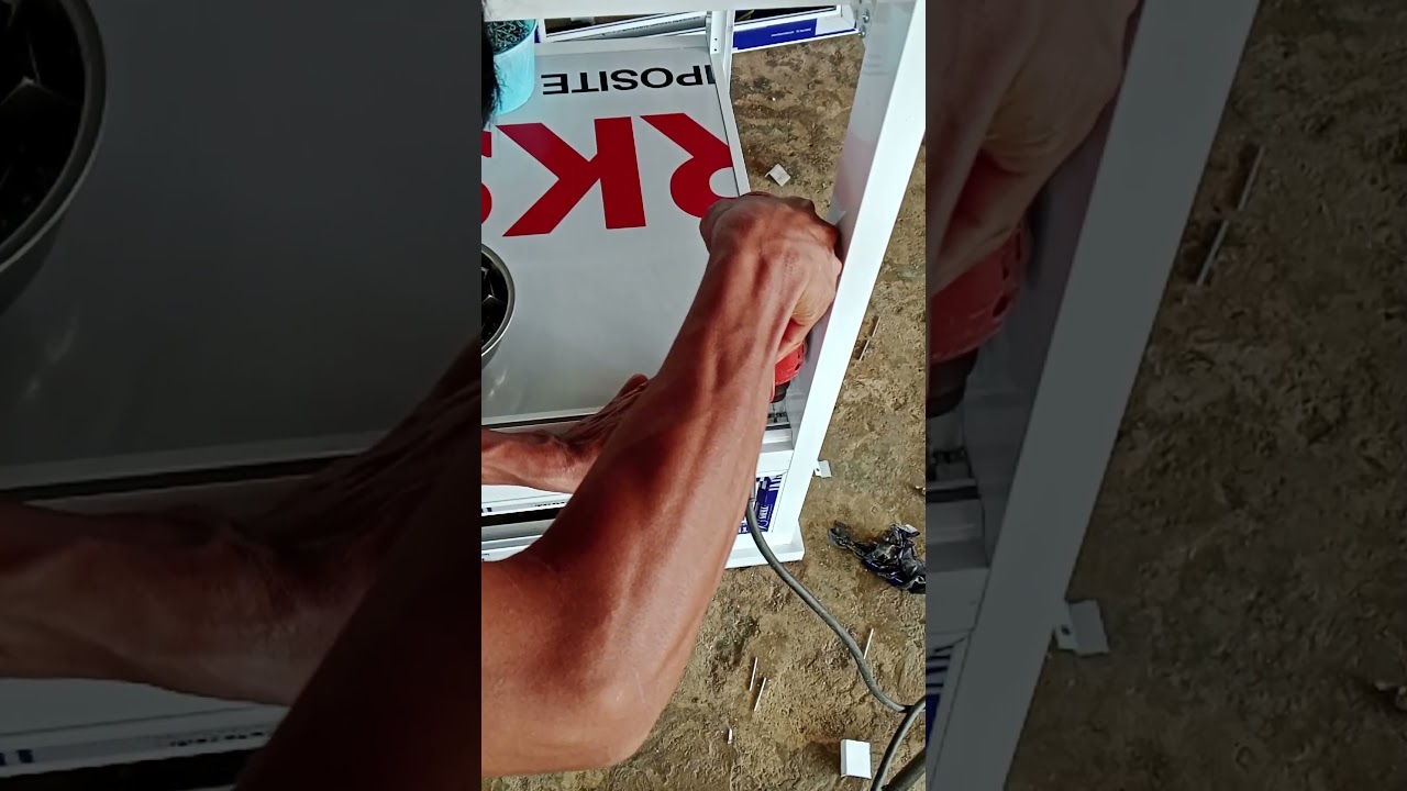 pemasangan rel bawah SD 380 #lemarialumunium #kuseng #woodworking