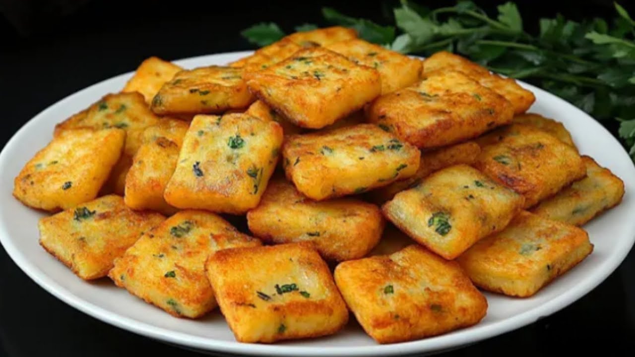 صرف آلو سے بنائیں نہایت کرسپی اور آسان سنیکس | Potato Crispy Bites Recipe