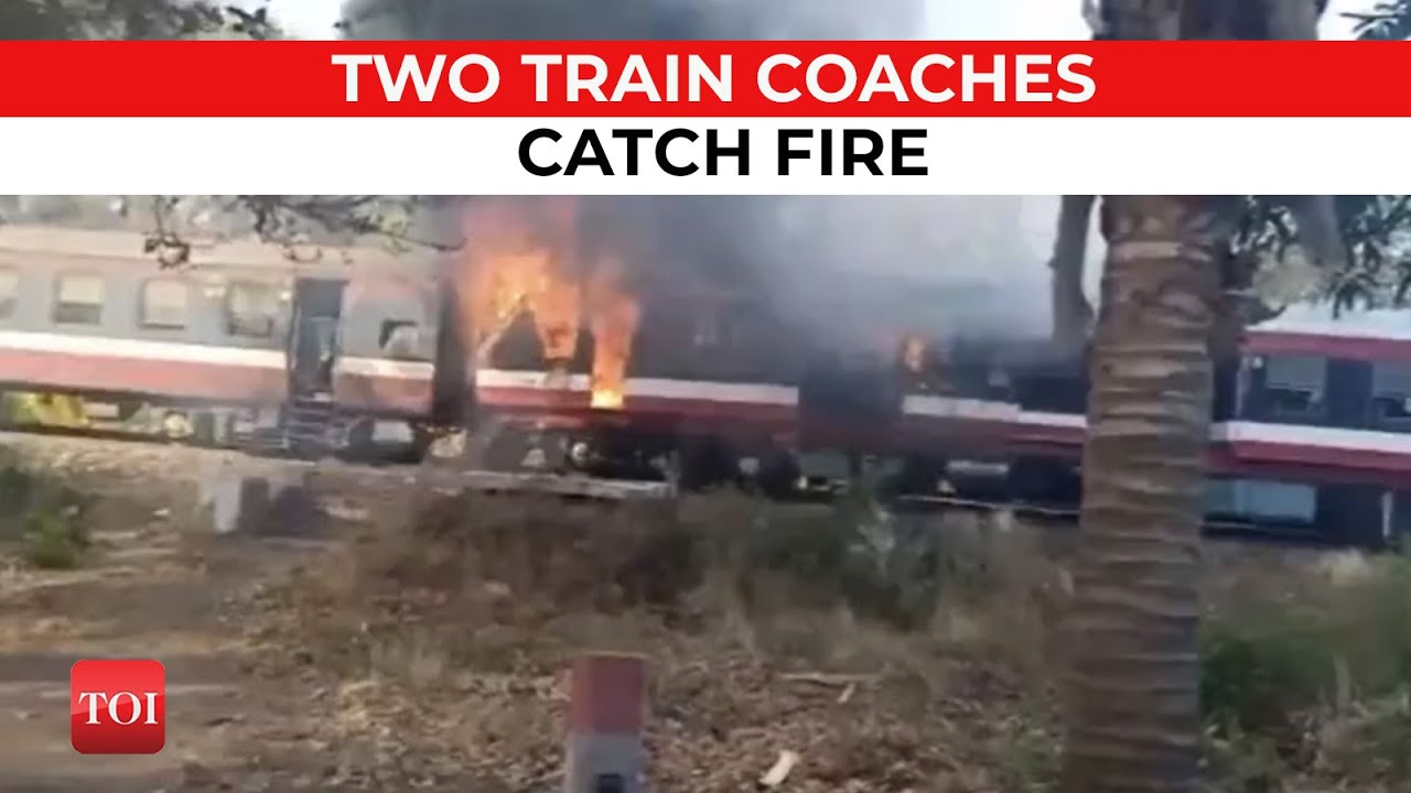 Two coaches of Ratlam-Ambedkar Nagar train go up in flames; no casualty reported