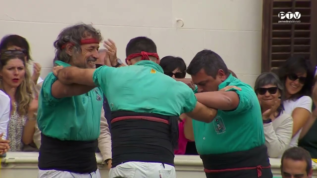 Castellers de Vilafranca - 3 de 10 amb folre i manilles - Tots Sants 2023