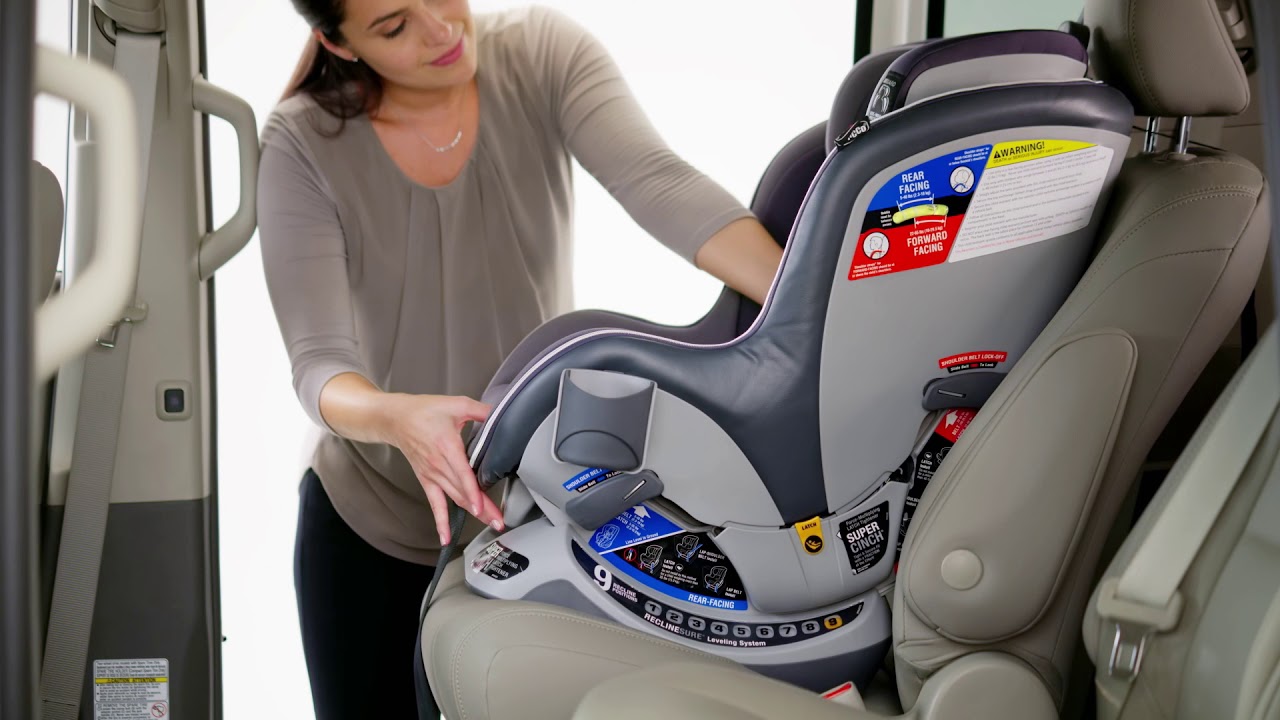 Chicco NextFit - Installing with Seat Belt: Forward-facing