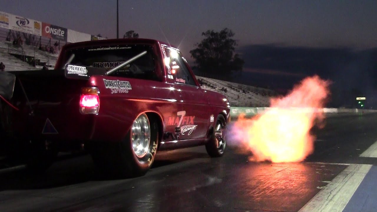 20B ROTARY ACTION!  20B DATSUN 1200 & 20B MAZDA RX3 - TNT 28/12/2013