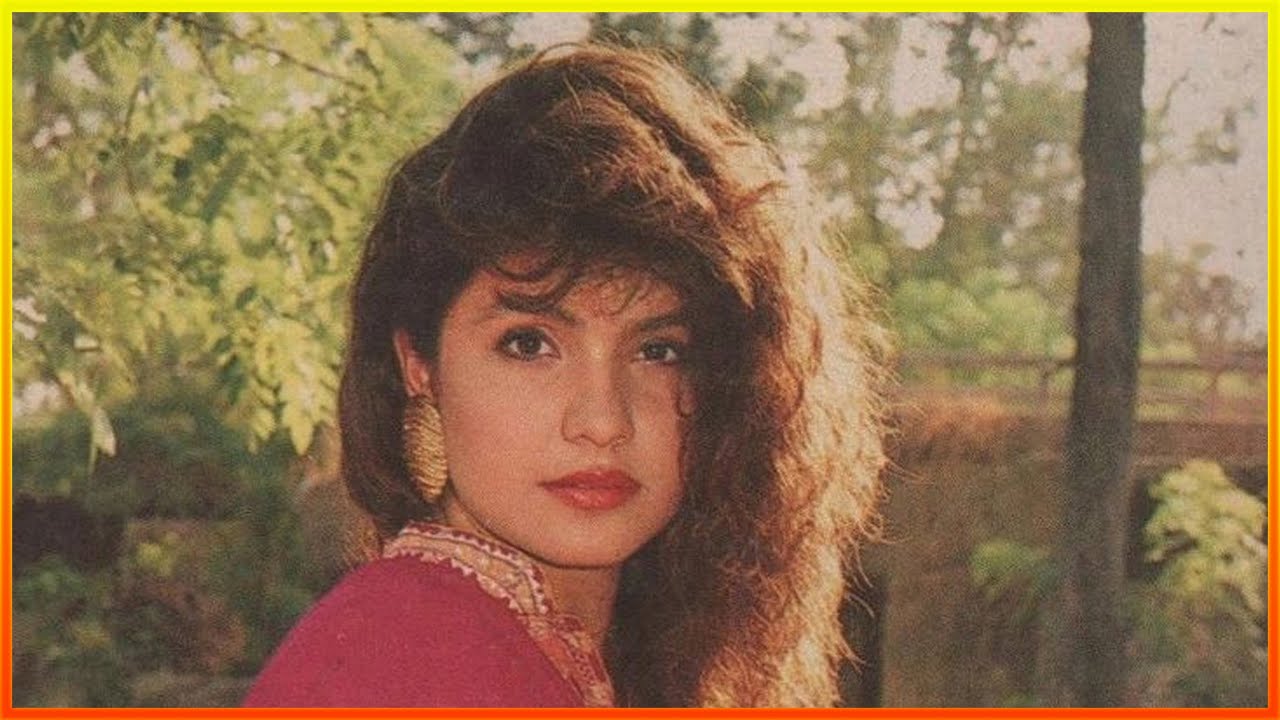 Ana Kashfa Ya Kutembea na Baba Yake Mzazi, Kusimama Uigizaji, Pooja Bhatt