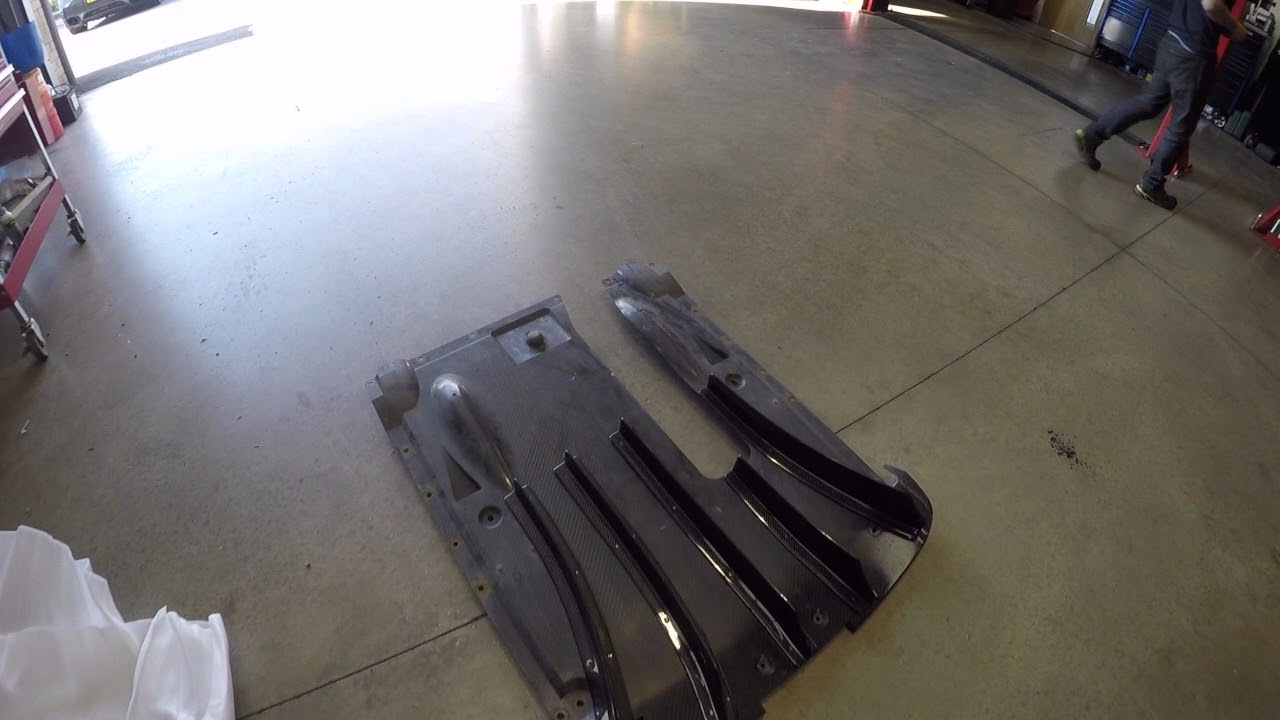 UK4SRC Rear diffuser carbon fibre blades 5 pieces kit