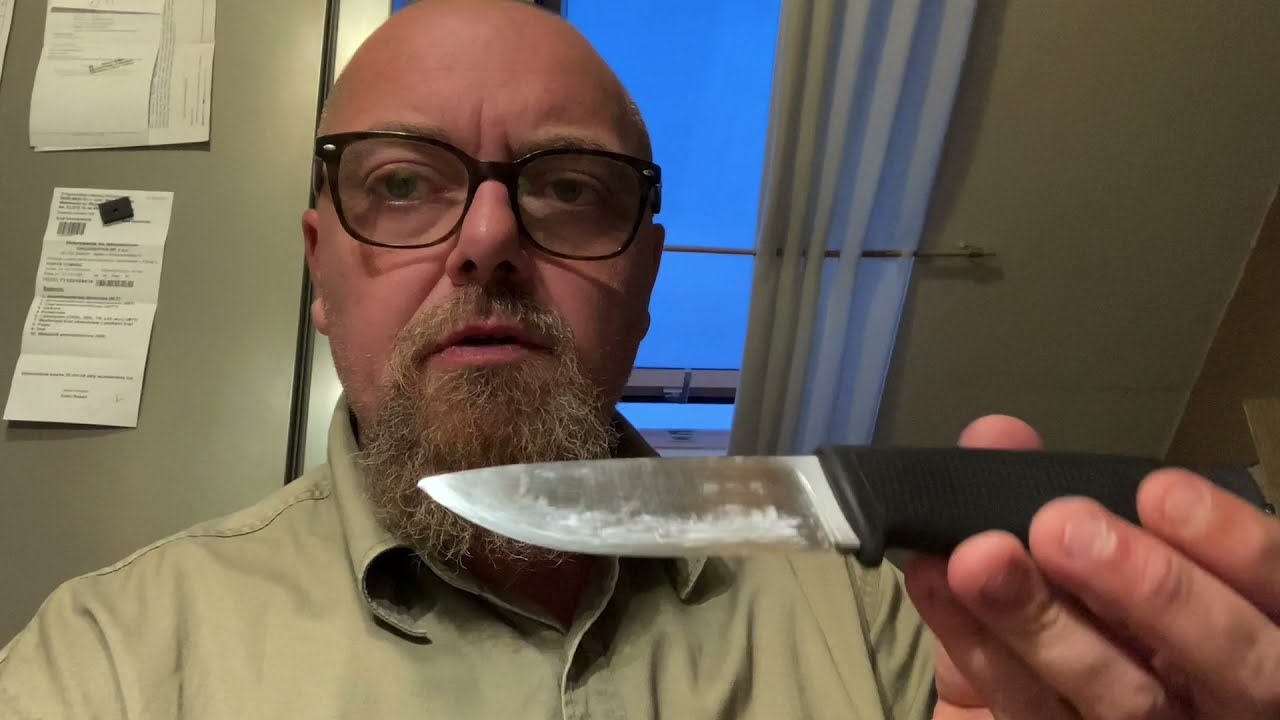 Dla Krzysia (Raven - Bushcraft DIM). Jak ostrzę swój nóż Fallkniven F1 VG10.