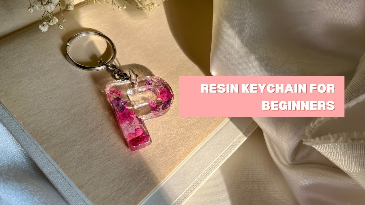 Simple Floral Keychain Using UV Resin | Epoxy resin keychains DIY  #diy #keychaindiy