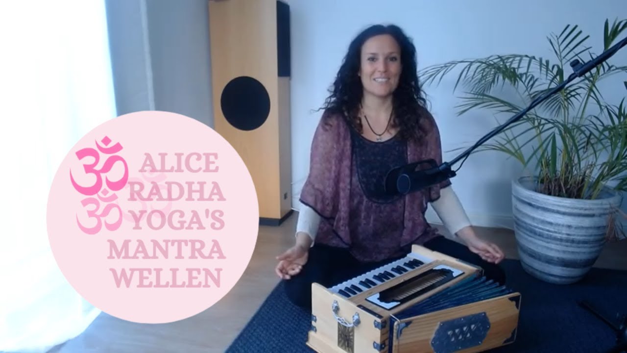 50min. Meditatives Mantra Singen I Yoga Online Festival I  7 Mantras mit Texten zum Mitsingen
