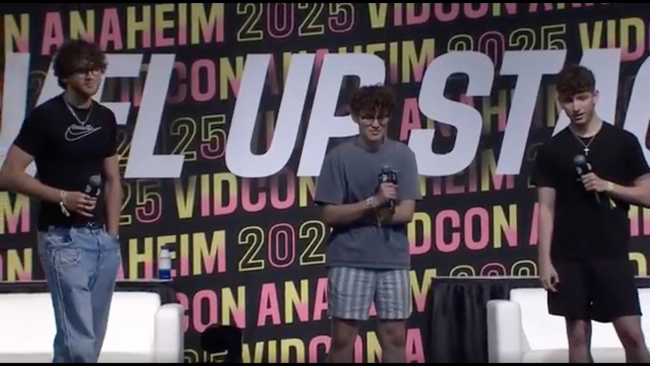 jmancurly, VMT, & elliot Answer Fan Questions at VidCon | Full Curly Gang Live Session