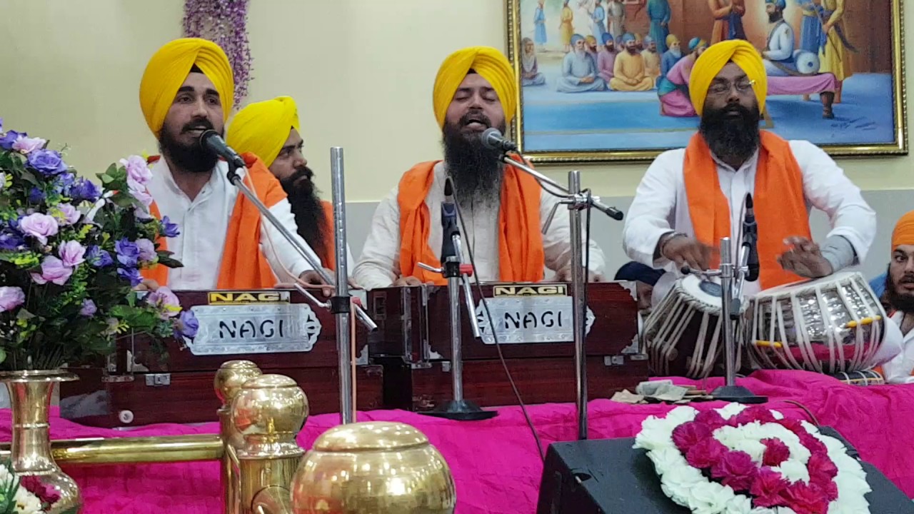 Bhambr gurmat smagam ch hajri bharde hoye bhai mehtab singh jalandher ji Baba Gurbachan Singh ji