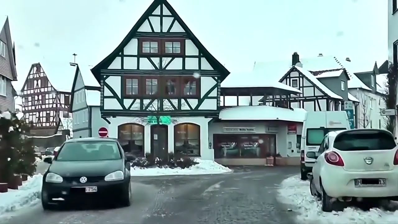 Fritzlar ein Wintermärchen :  Spaziergang und Autofahrt  durch die Altstadt im Schnee