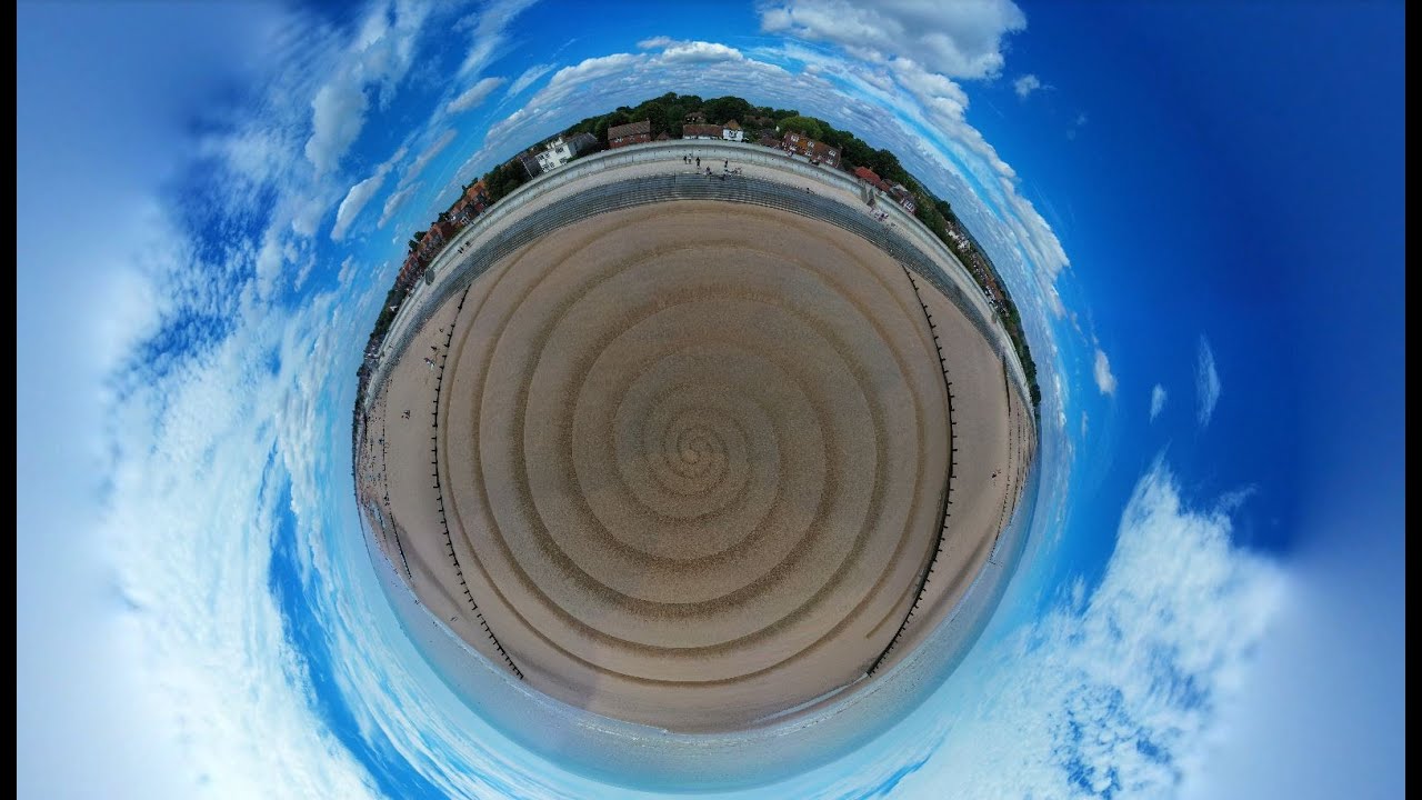 Beach art at Dymchurch By Jon Foreman