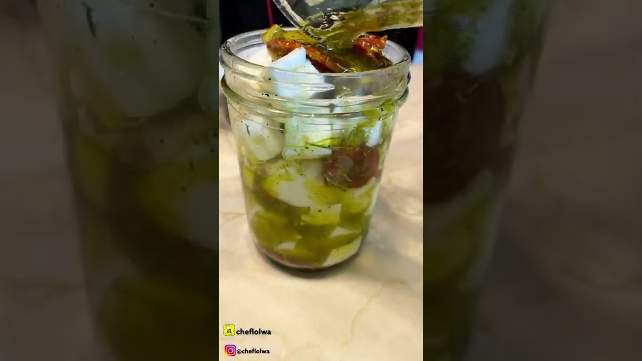 خلطات اجبان تحفظ في مرطبان لريوق للفطور