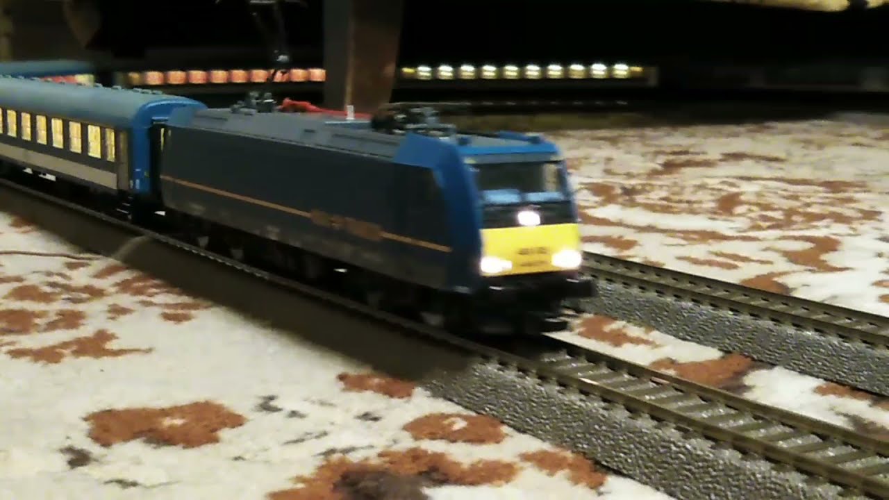 Traxx 480 005 PIKO BR 185 terheléspróbája 7, 14, 19, 22 négytengelyes kocsival