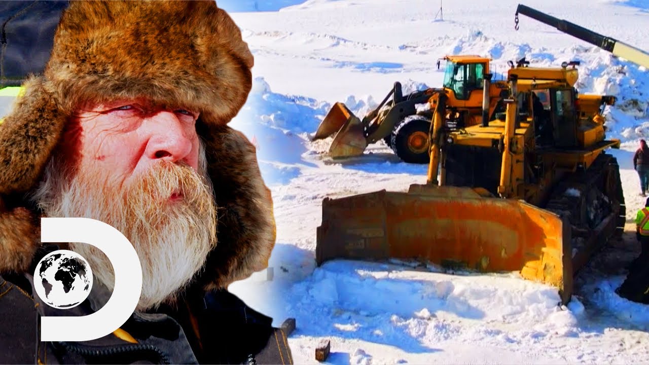 Tony Beets Struggles To Start His Dozers in -22 Degree Weather | Gold Rush: Winter's Fortune