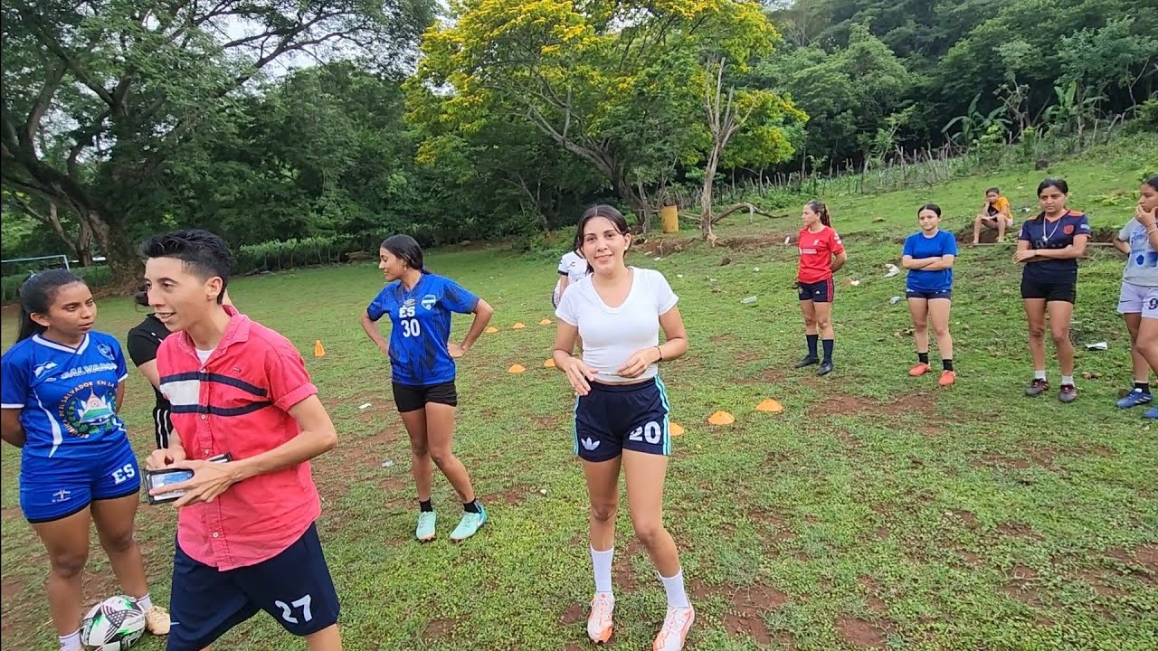 Día de entrenamiento la Radio repartiéndo dinero