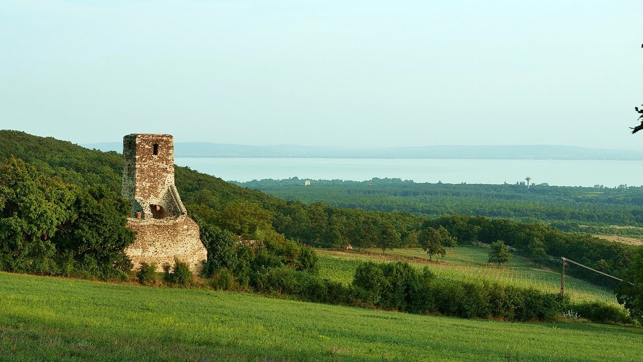 Szent Balázs templomrom Balatoncsicsó
